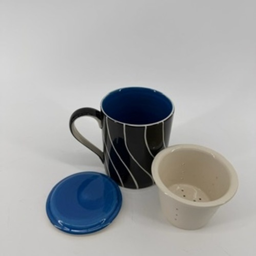 HuesNBrews Tea Infuser Mug Set Black Blue Wavy Lines Ceramic 3 Piece Set
